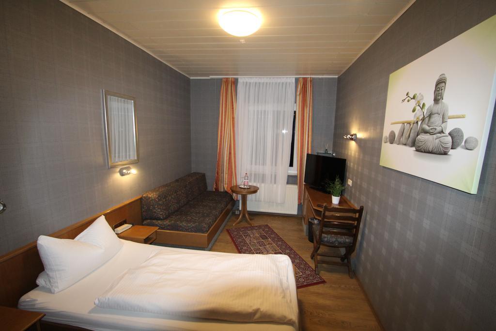 Charlottenhof Hotel Messel Zewnętrze zdjęcie