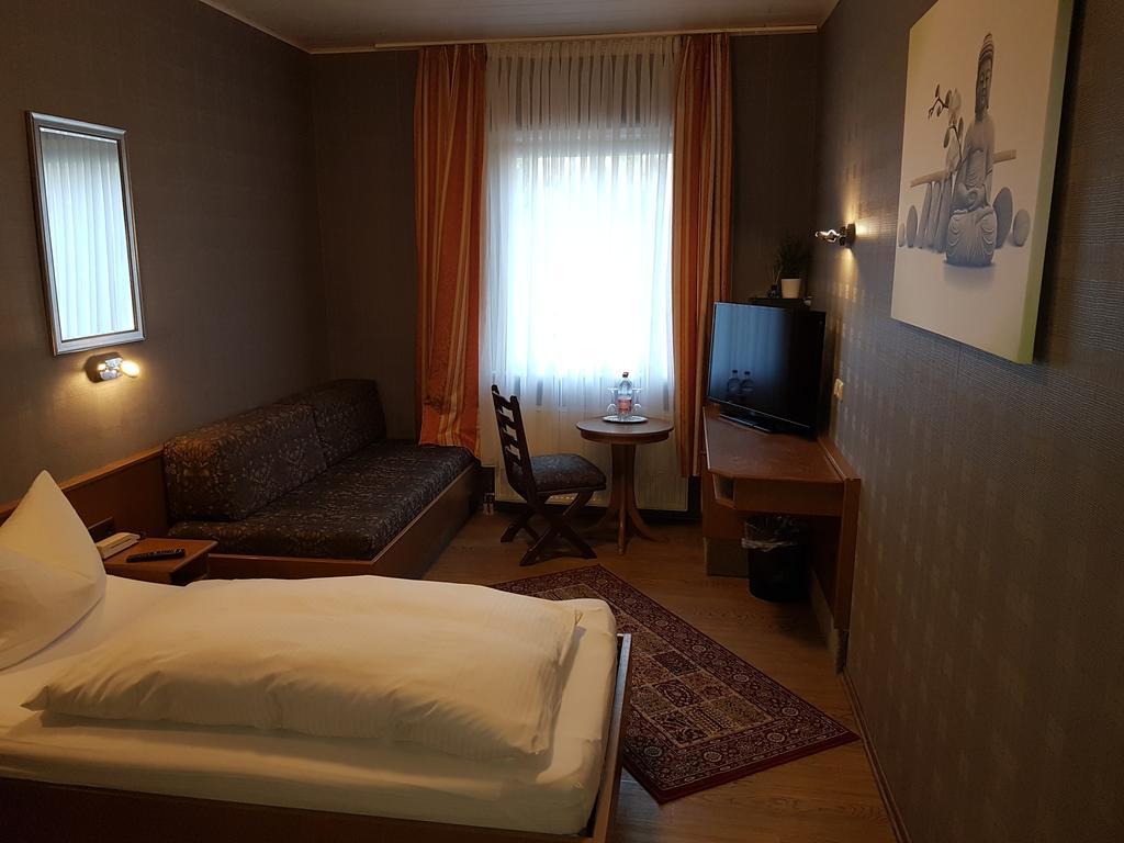 Charlottenhof Hotel Messel Zewnętrze zdjęcie